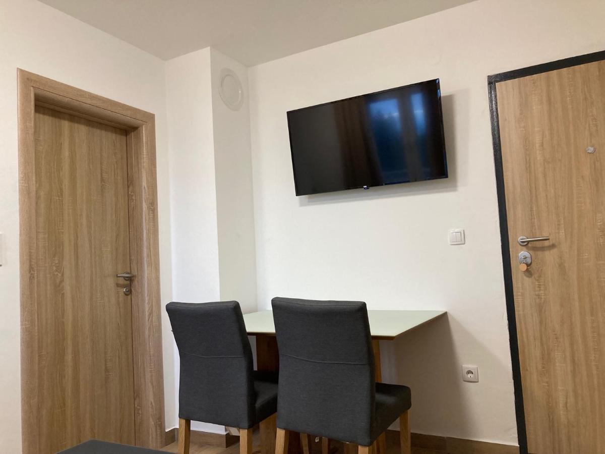 Vila Trnovo Appartement Jahorina Buitenkant foto