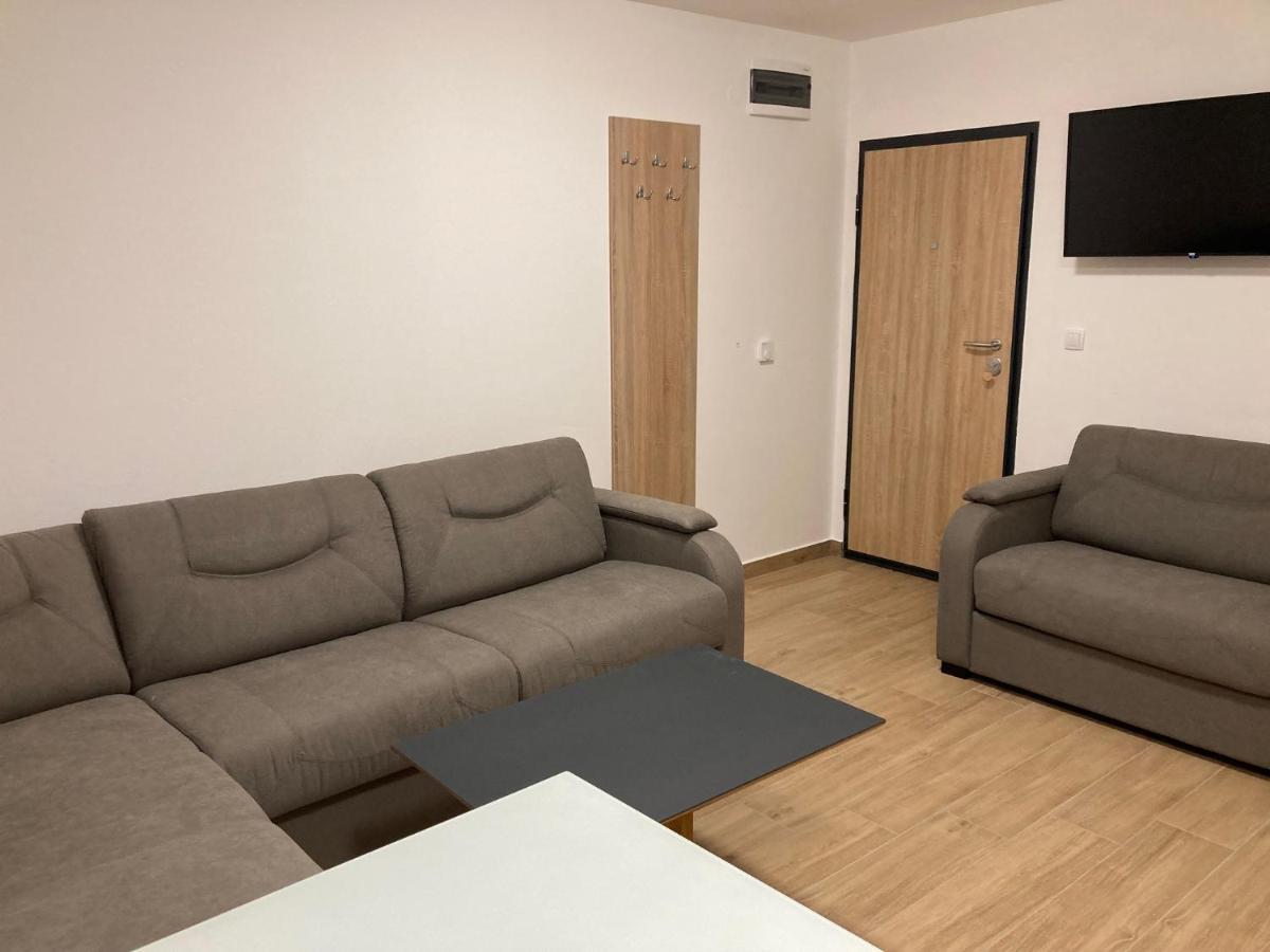 Vila Trnovo Appartement Jahorina Buitenkant foto
